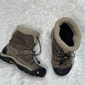 Keen Boots Womens Size 8.5 Winterport II Winter Insulated Snow Shearling Brown